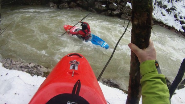 Hero Kajak Hochwasser Winter Krumme Steyrling 1024.jpeg