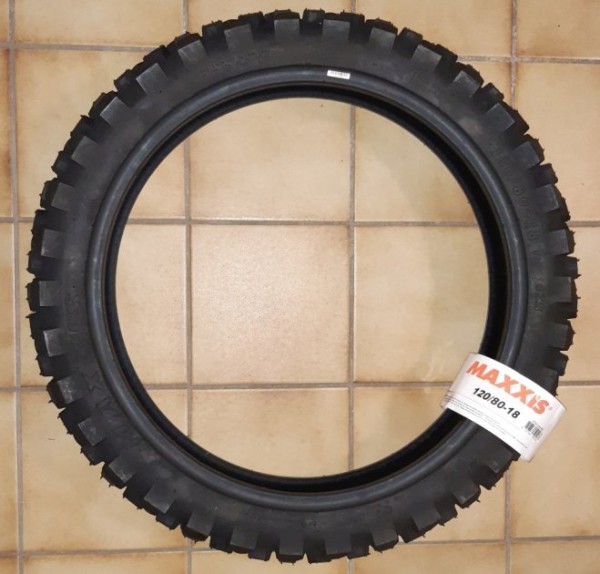 maxxis1.jpg